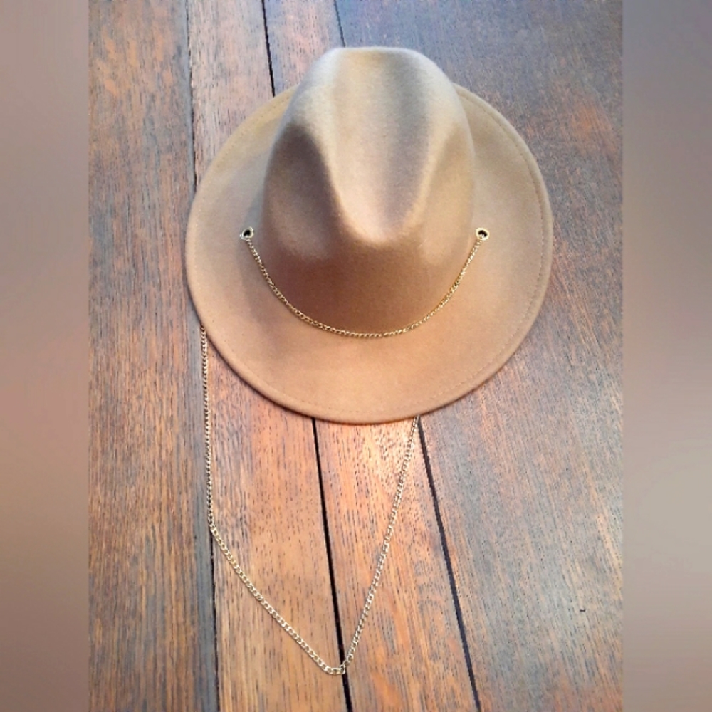 Women's 100% Wool Tirabasso Hat, Made In Italy